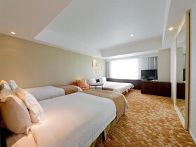 Hotel Universal Port