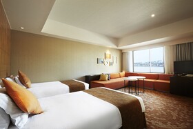 Hotel Universal Port