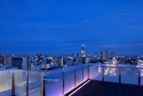the b Namba-Kuromon