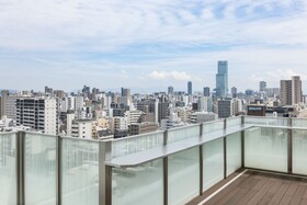 the b Namba-Kuromon
