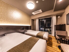 Hotel WBF Shin-Osaka Skytower
