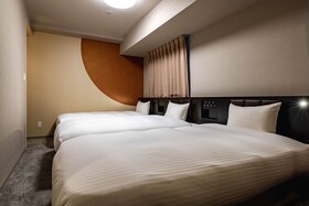 Hotel WBF Shin-Osaka Skytower