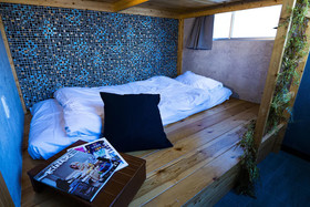 R Hostel Namba South