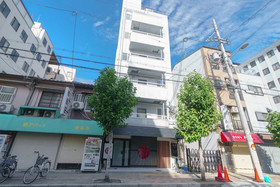 R Hostel Namba South
