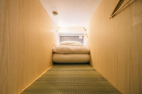R Hostel Namba South