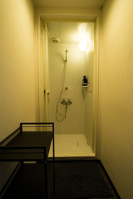 R Hostel Namba South