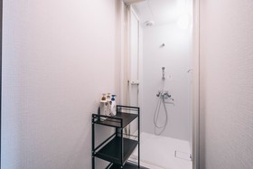 R Hostel Namba South