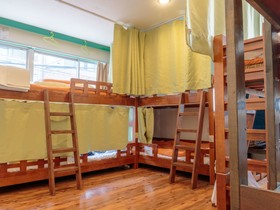 J-Hoppers Osaka Guesthouse
