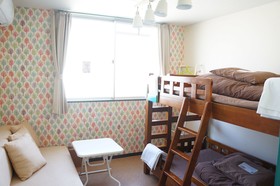 J-Hoppers Osaka Guesthouse