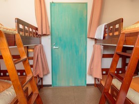 J-Hoppers Osaka Guesthouse