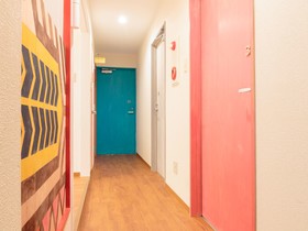 J-Hoppers Osaka Guesthouse