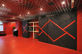 Khaosan World Namba