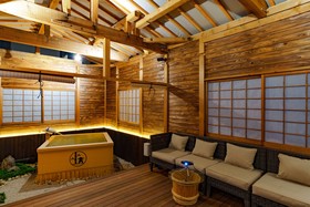 Konjakuso Shinsaibashi Rooftop Spa