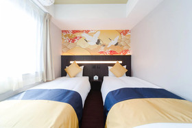 Kuromon Crystal Hotel
