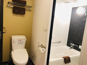 Kuromon Crystal Hotel