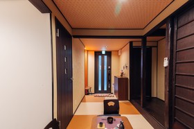 Local stay in Namba