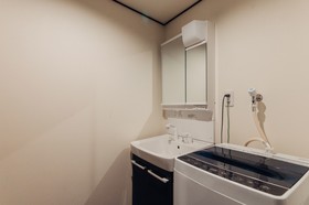 Local stay in Namba