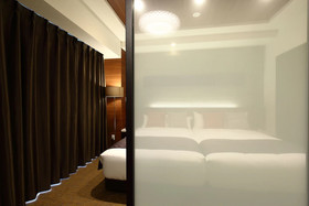Luxcare Hotel