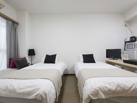 nid Namba at Adel Heim