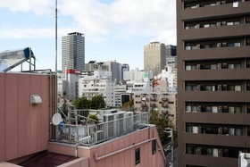 nid Namba at Adel Heim