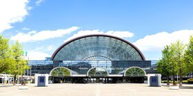 Nipponbashi Crystal Hotel