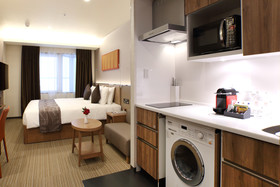 Holiday Inn & Suites Shin Osaka