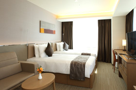 Holiday Inn & Suites Shin Osaka