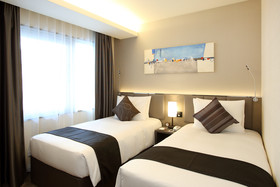 Holiday Inn & Suites Shin Osaka