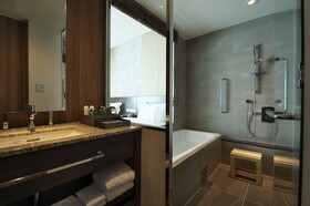 Osaka Marriott Miyako Hotel
