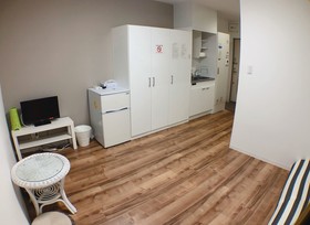 Osaka Tsuruhashi House