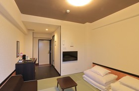PLEIA Hotel