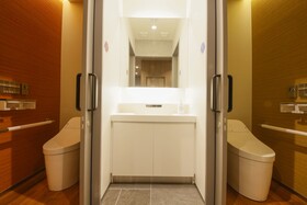 Plum Hotel