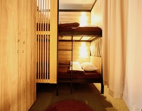 Namba Guesthouse Hive
