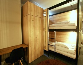 Namba Guesthouse Hive