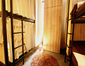 Namba Guesthouse Hive