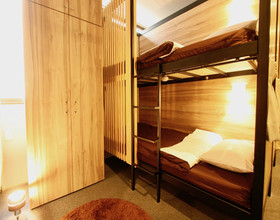 Namba Guesthouse Hive