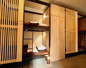 Namba Guesthouse Hive