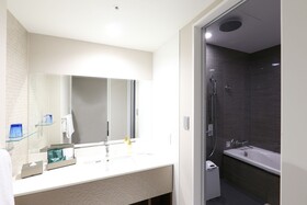 Quintessa Hotel Osaka Bay