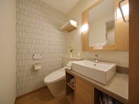 Red Roof Inn & Suites Osaka Namba Nipponbashi