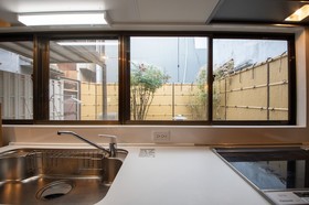 R Guest Residence Tsurumibashi