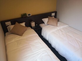 R Hotel Namba South