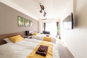 @RLiS_house Tsutenkaku