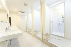 Roots Hostel