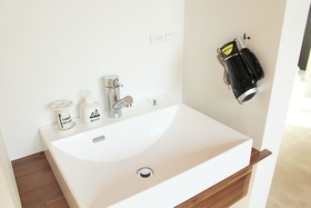Sekai Hotel Shika
