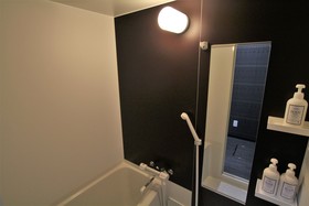 Sekai Hotel Tsuki