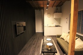 Sekai Hotel Tsuki