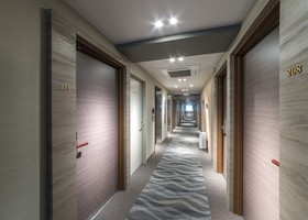 Shinsaibashi Grand Hotel Osaka