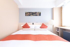 Shinsaibashi Higashi Crystal Hotel