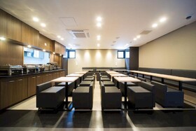 Shinsaibashi Higashi Crystal Hotel