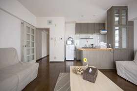 Shinsaibashi Midtown Apartments